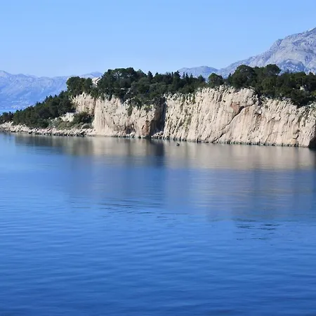 Daire Penthouse With Sea View Makarska