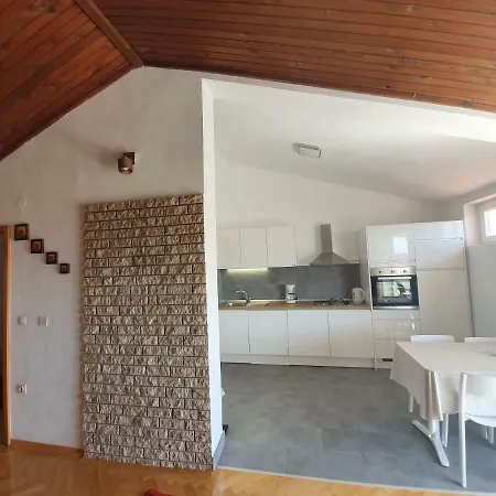 Penthouse With Sea View Makarska